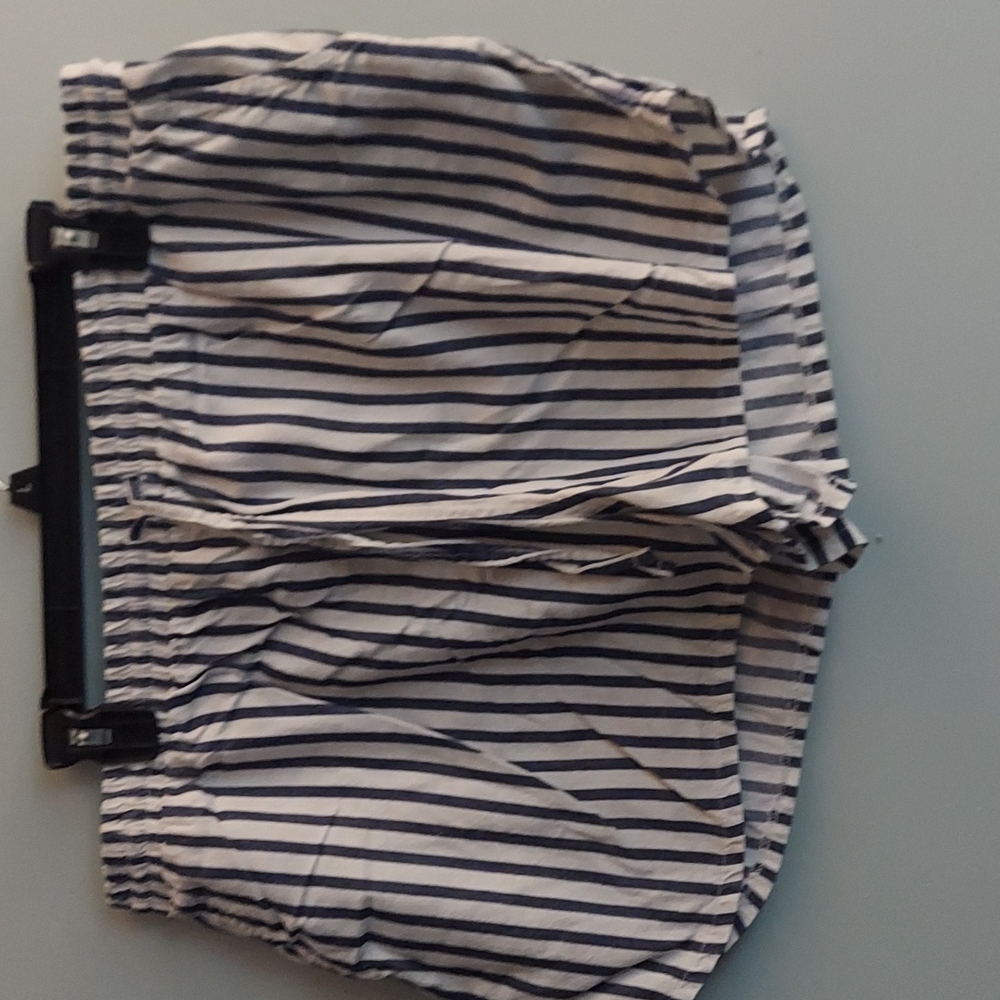 Blue and white stripped cotton shorts